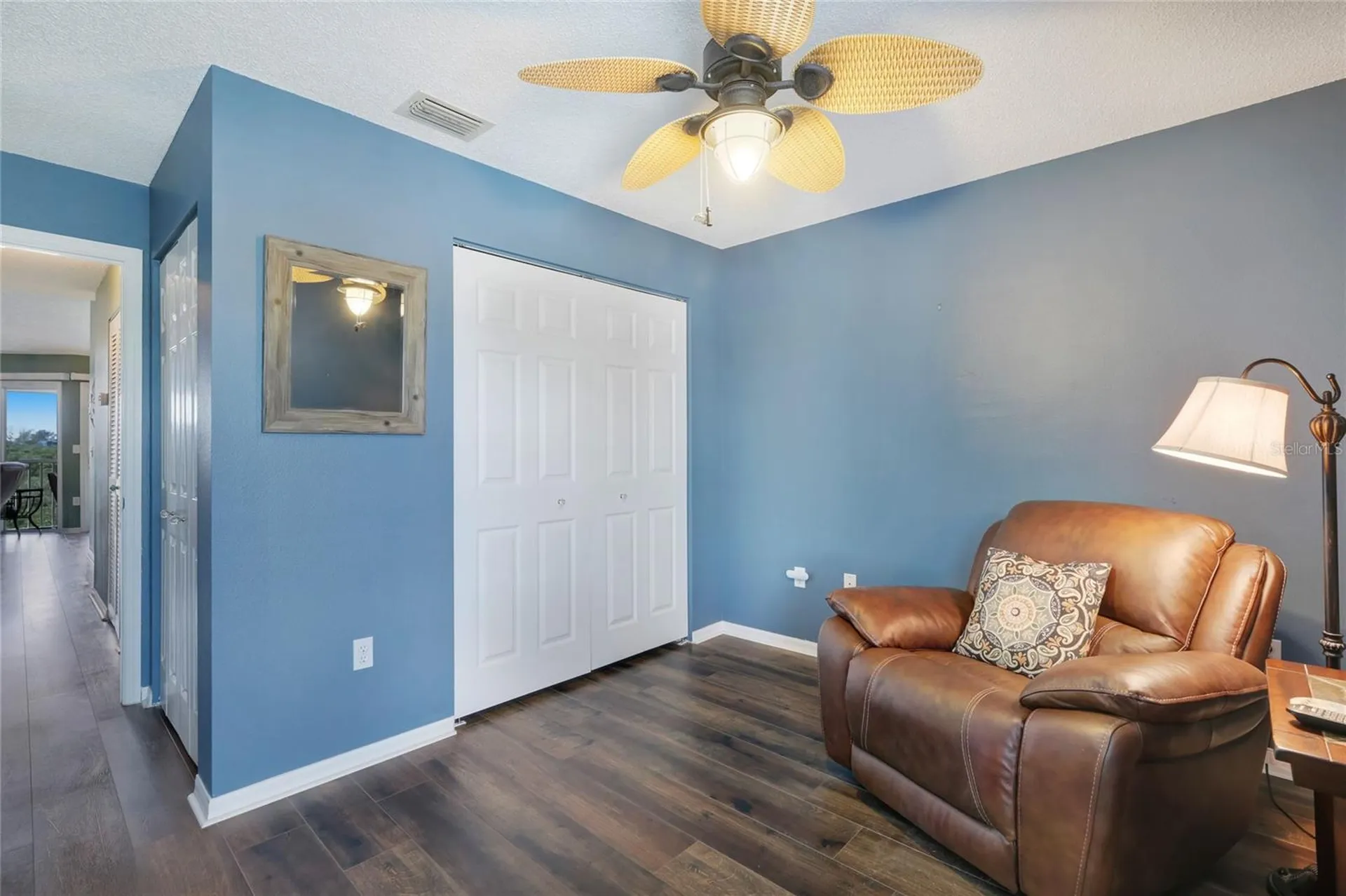 3607 E Bay Drive Holmes Beach FL 34217