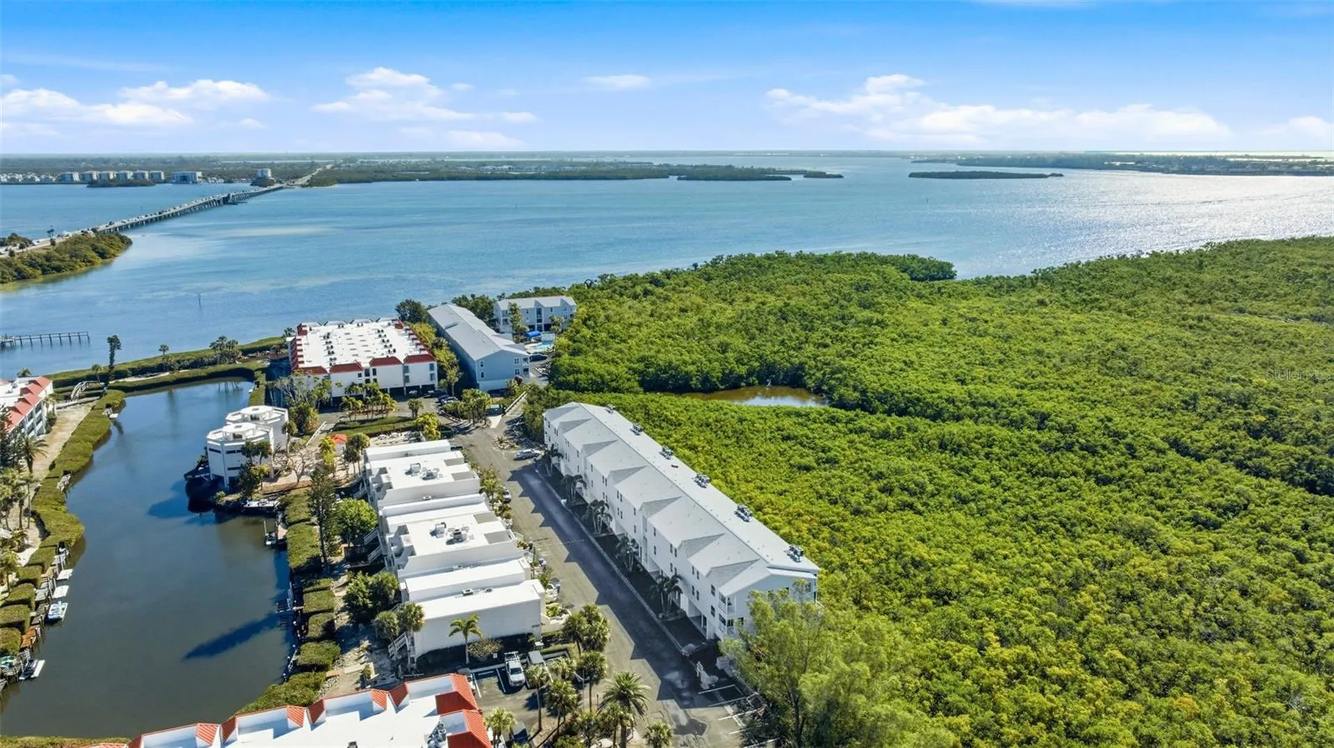 3607 E Bay Drive Holmes Beach FL 34217