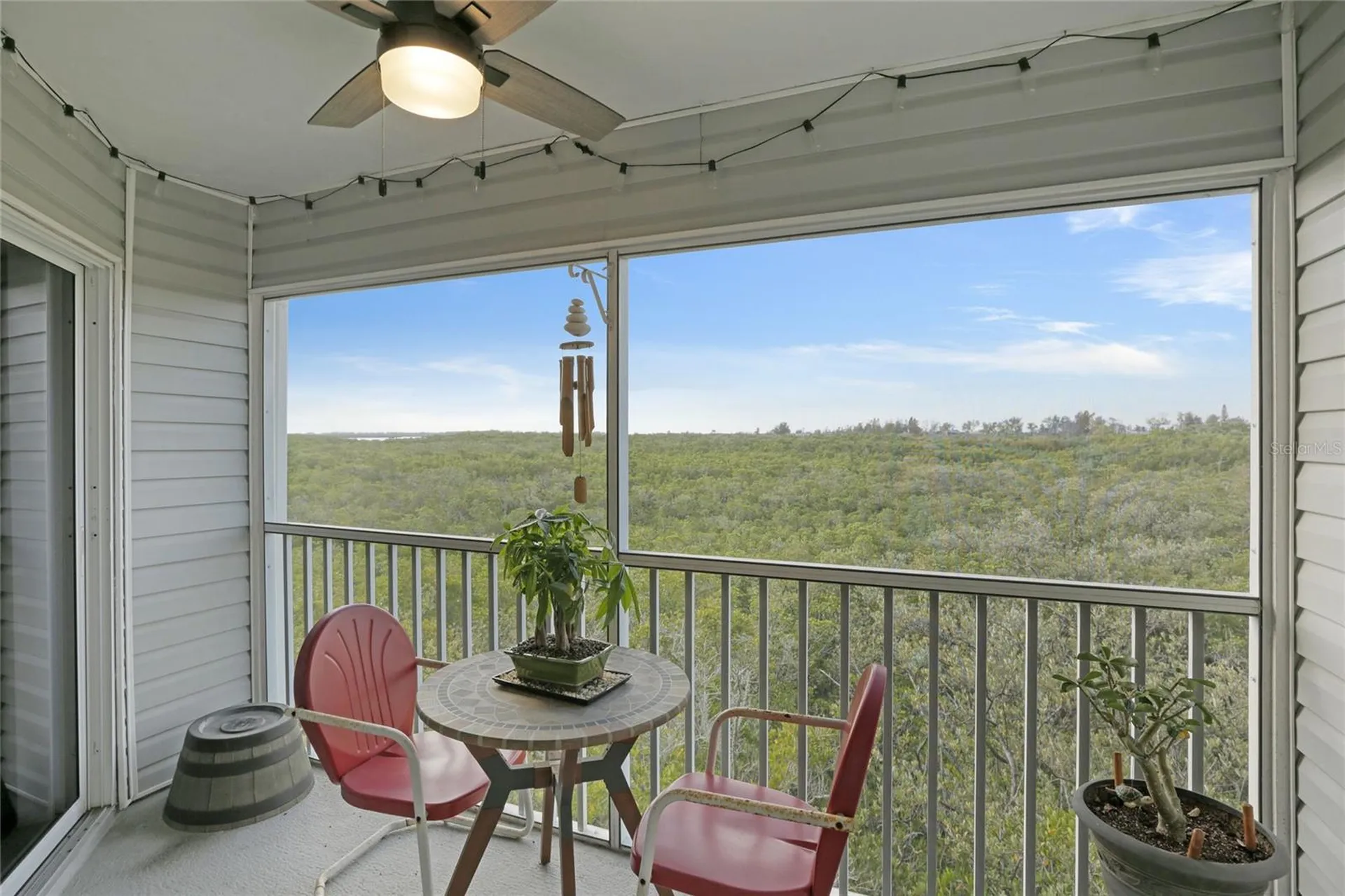 3607 E Bay Drive Holmes Beach FL 34217