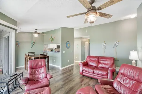 3607 E Bay Drive Holmes Beach FL 34217