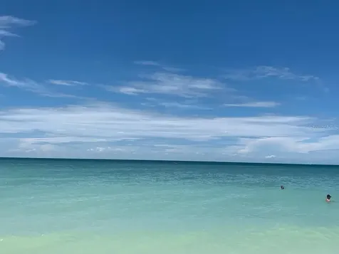 3607 E Bay Drive Holmes Beach FL 34217