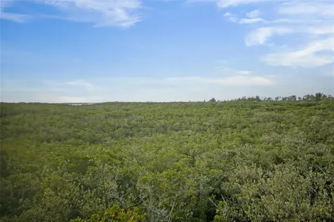 3607 E Bay Drive Holmes Beach FL 34217