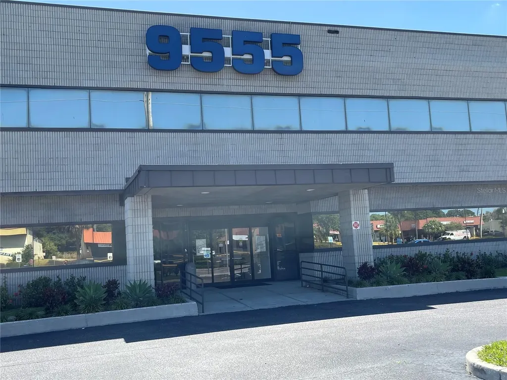 9555 Seminole Boulevard Seminole FL 33772