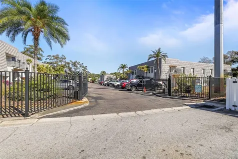 704 Lyndhurst Street Dunedin FL 34698