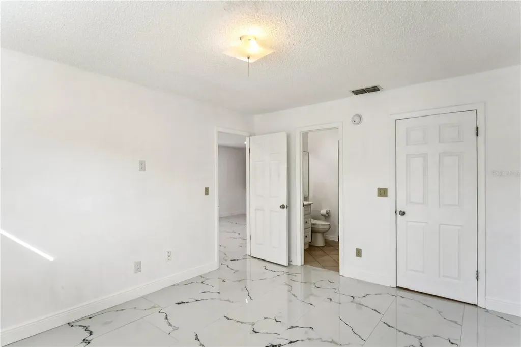 6324 Bonnie Bay Circle N Pinellas Park FL 33781