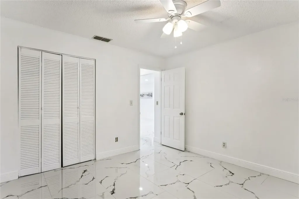 6324 Bonnie Bay Circle N Pinellas Park FL 33781