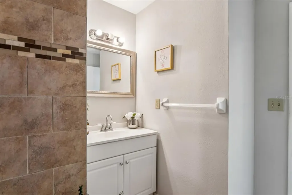 6324 Bonnie Bay Circle N Pinellas Park FL 33781