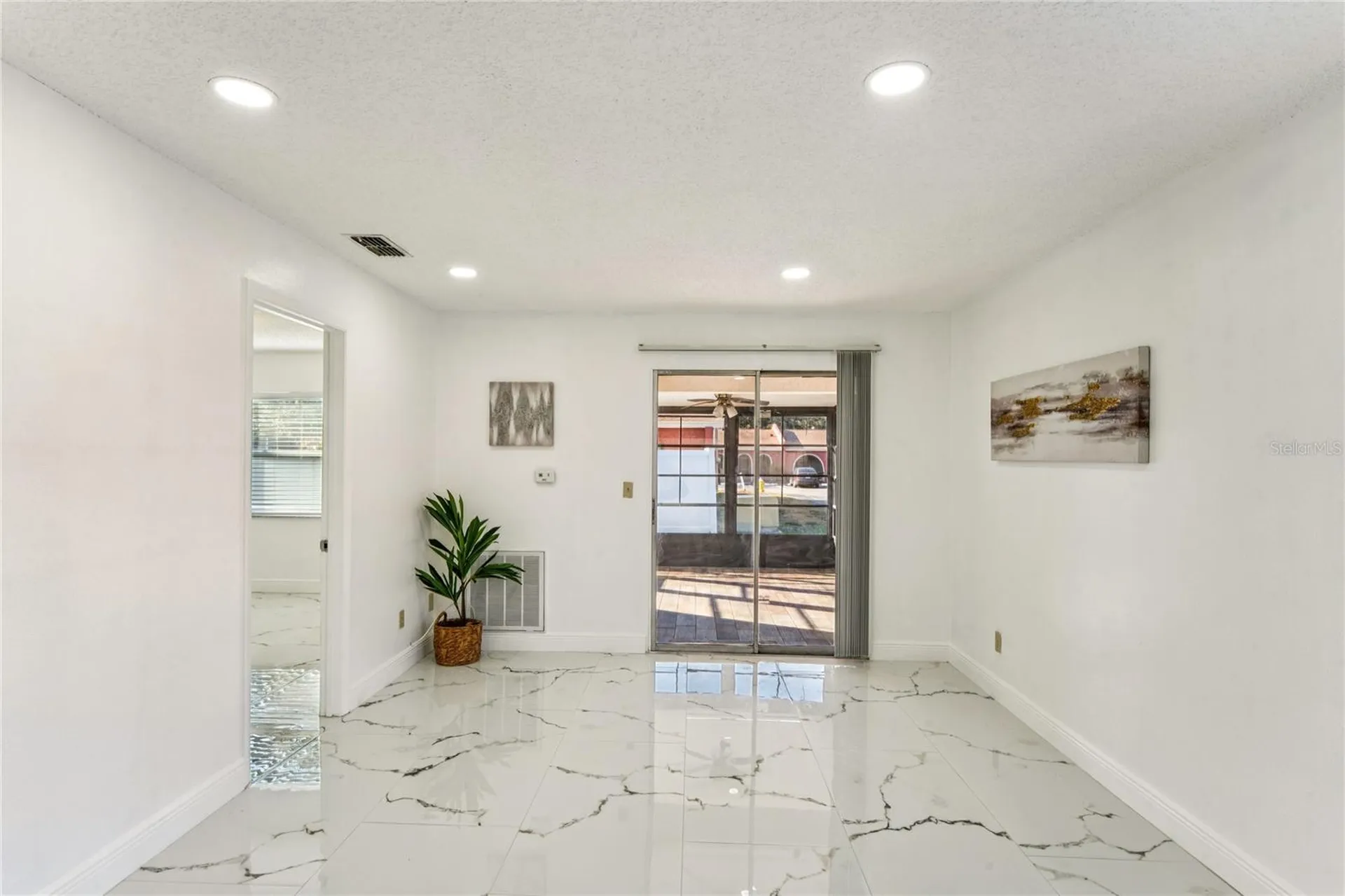 6324 Bonnie Bay Circle N Pinellas Park FL 33781