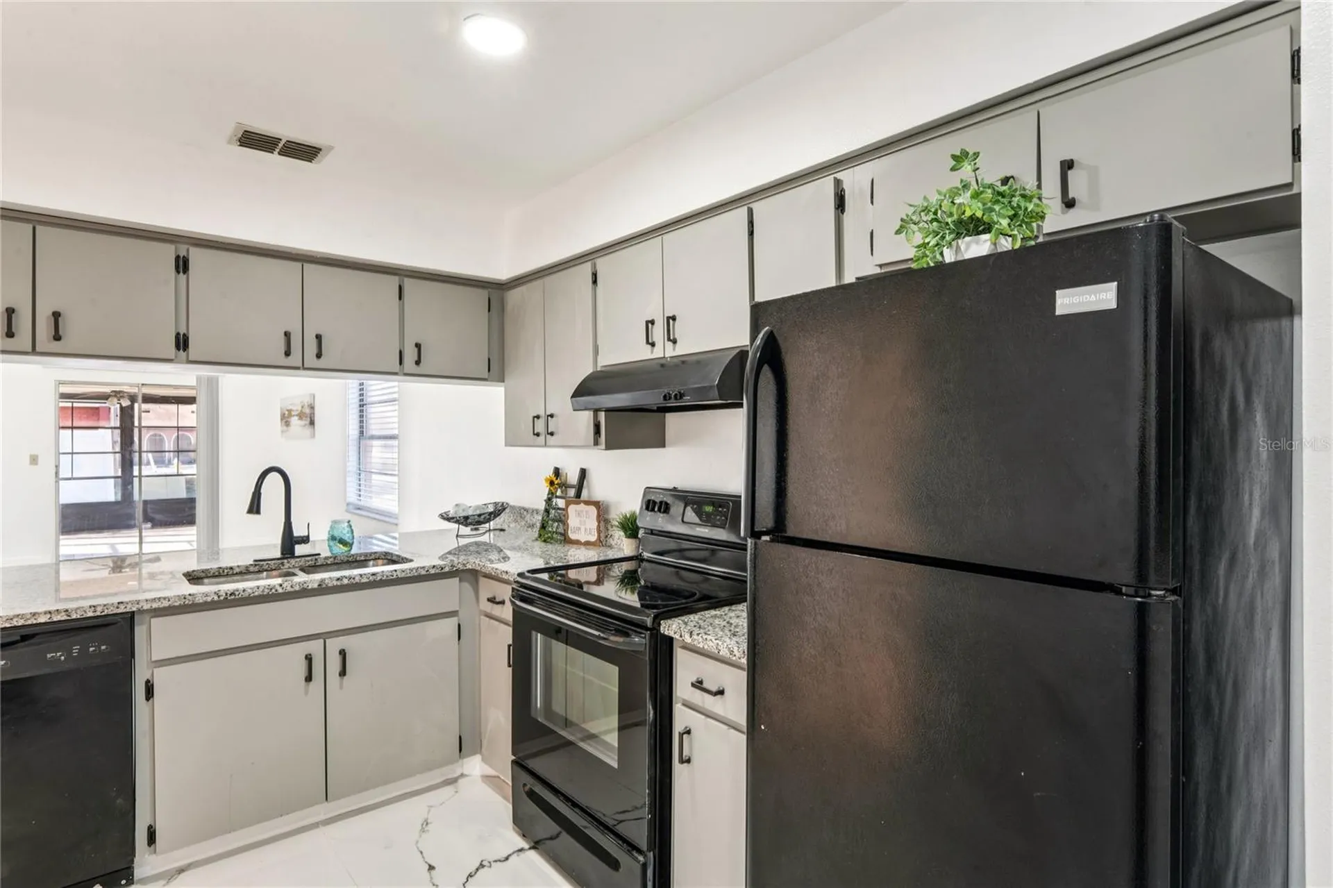 6324 Bonnie Bay Circle N Pinellas Park FL 33781