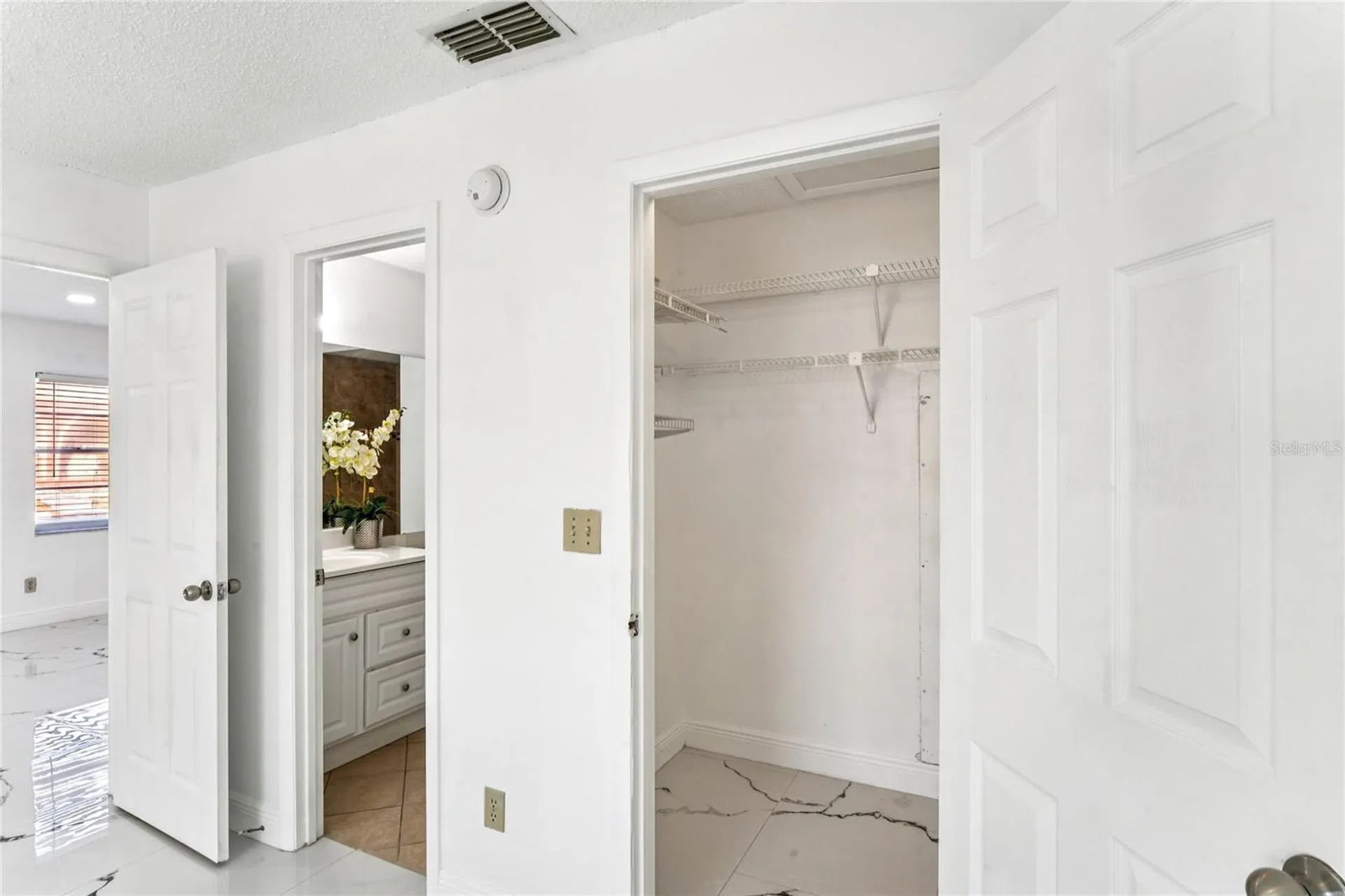 6324 Bonnie Bay Circle N Pinellas Park FL 33781