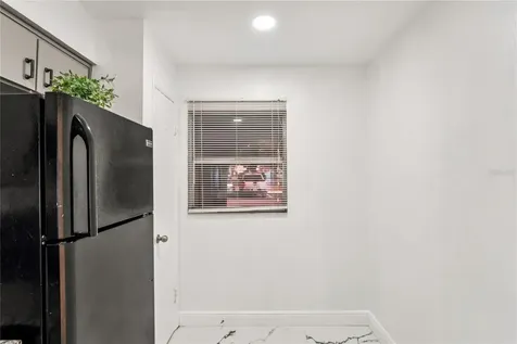 6324 Bonnie Bay Circle N Pinellas Park FL 33781