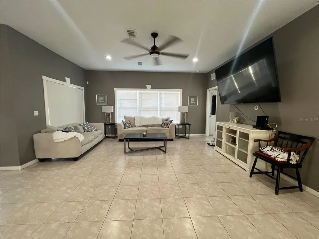 1914 Oswego Drive Holiday FL 34691