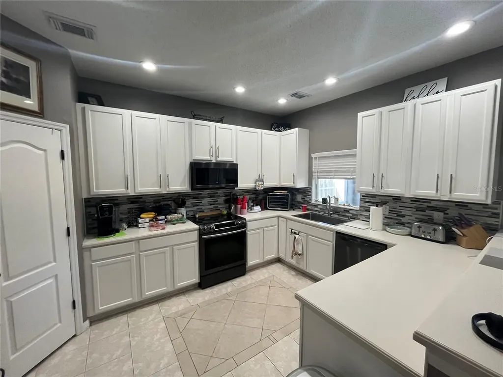 1914 Oswego Drive Holiday FL 34691