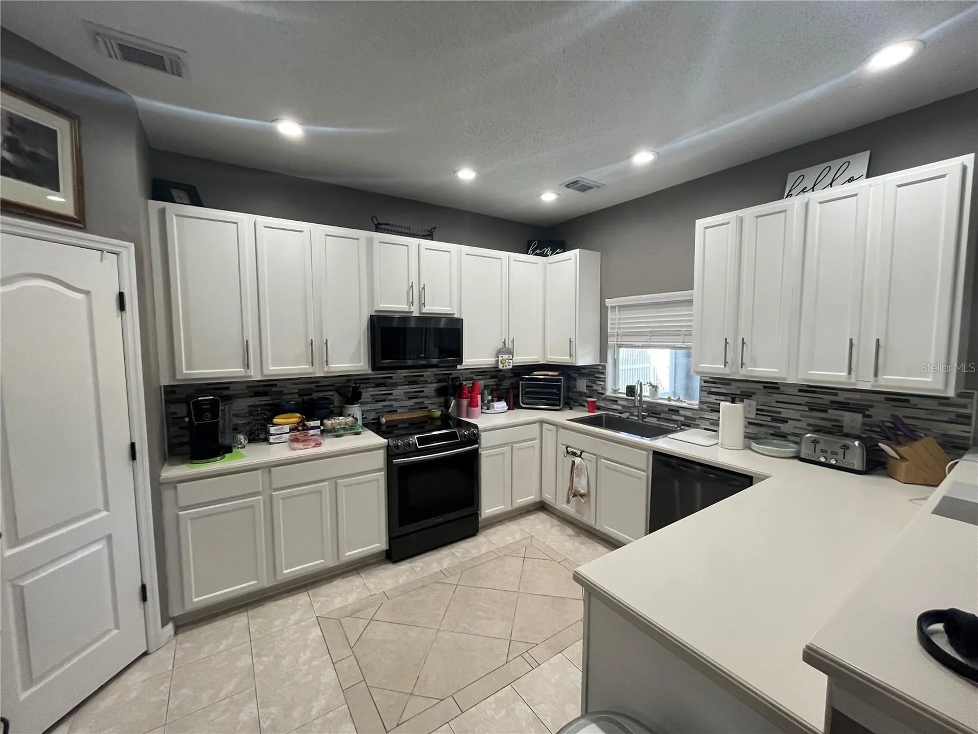 1914 Oswego Drive Holiday FL 34691