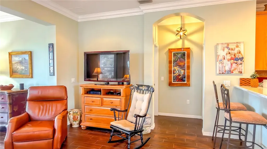 2069 Sifield Greens Way Sun City Center FL 33573