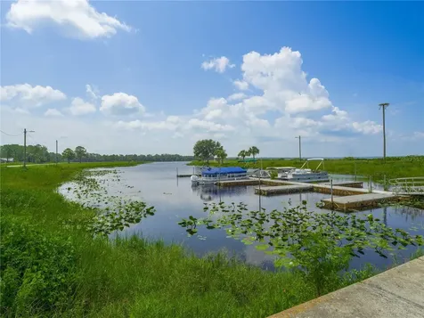 401 Camellia Drive Indian Lake Estates FL 33855