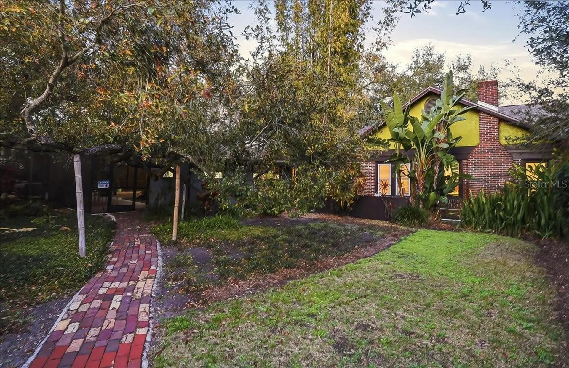 2313 W Bristol Avenue Tampa FL 33609