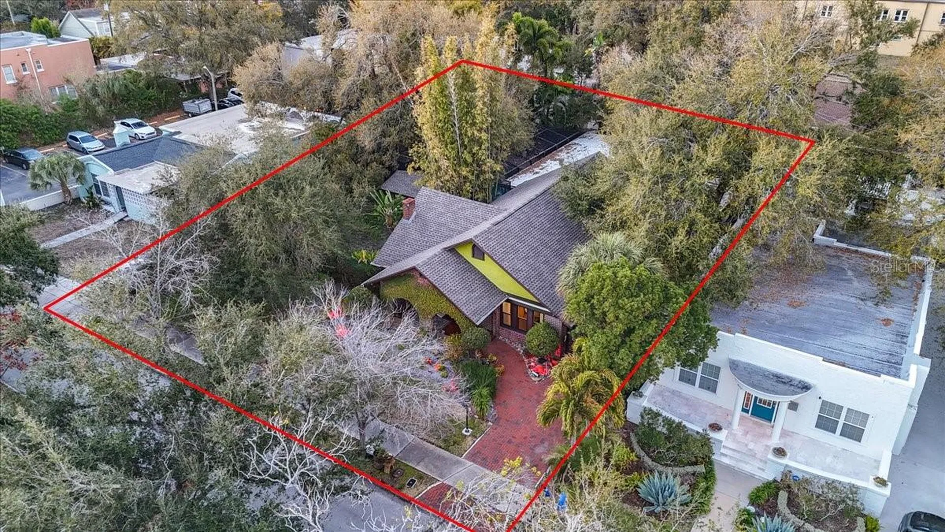 2313 W Bristol Avenue Tampa FL 33609