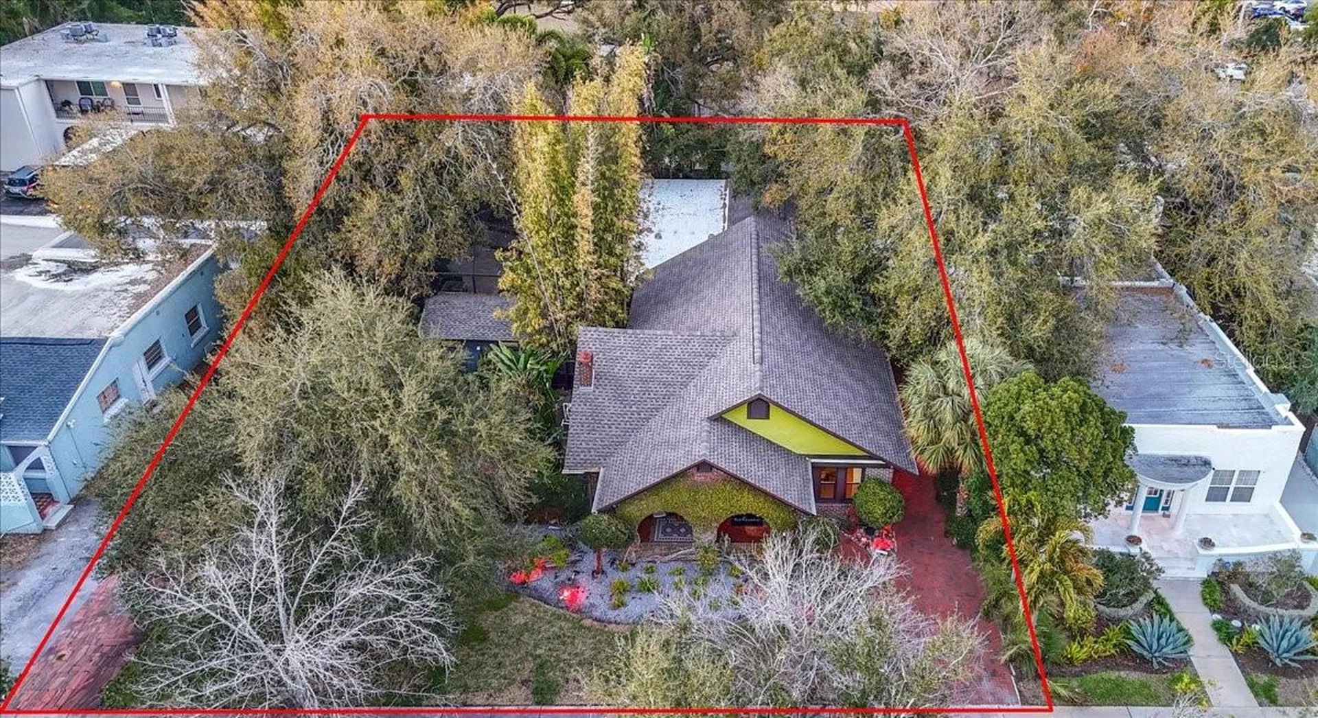 2313 W Bristol Avenue Tampa FL 33609
