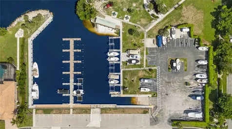 15236 Knots Landing Fort Myers FL 33908