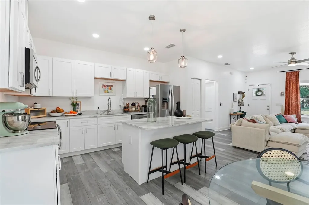 318 NE 19th Street Gainesville FL 32641