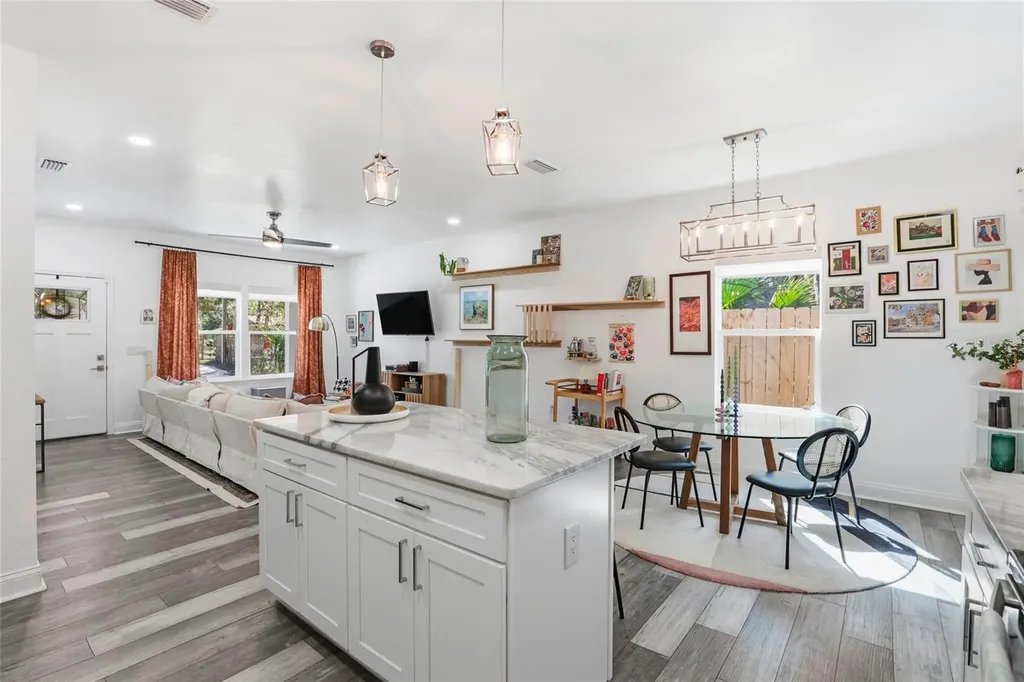 318 NE 19th Street Gainesville FL 32641