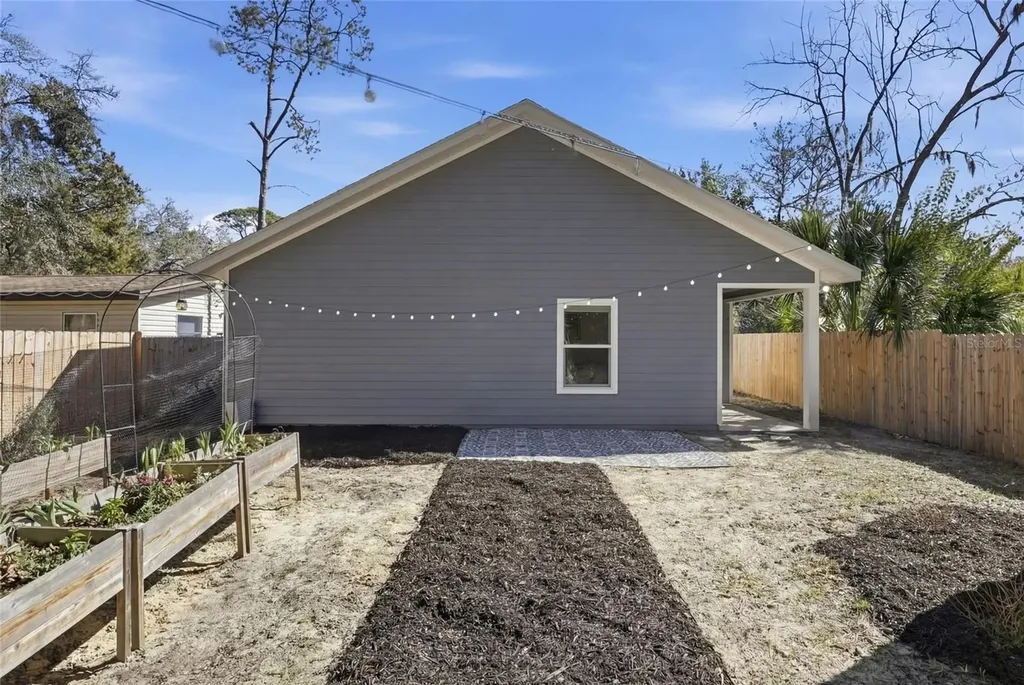 318 NE 19th Street Gainesville FL 32641