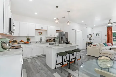 318 NE 19th Street Gainesville FL 32641