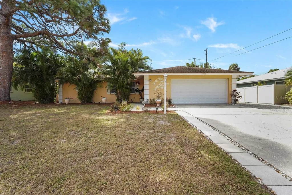 5003 20th Avenue W Bradenton FL 34209