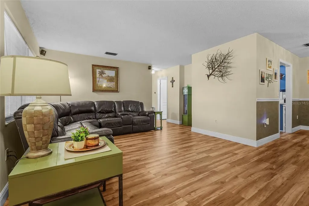 5003 20th Avenue W Bradenton FL 34209
