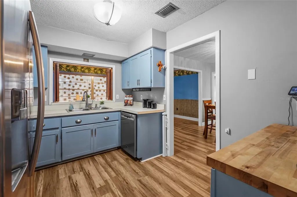 5003 20th Avenue W Bradenton FL 34209