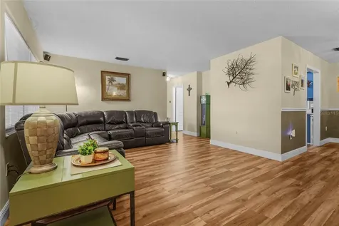 5003 20th Avenue W Bradenton FL 34209