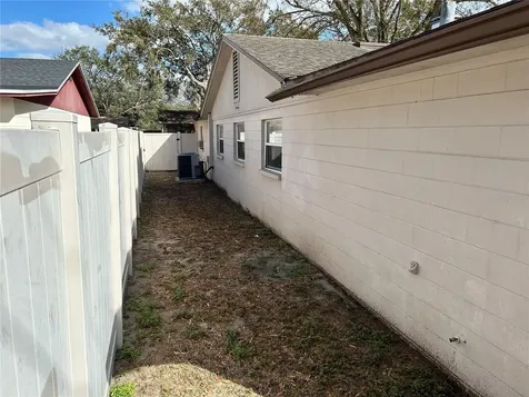 1815 Lowry Avenue Lakeland FL 33801