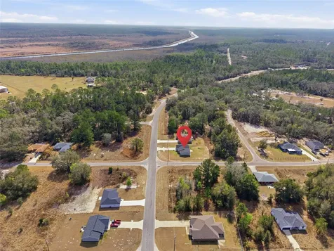 224 Fisher Road Ocklawaha FL 32179