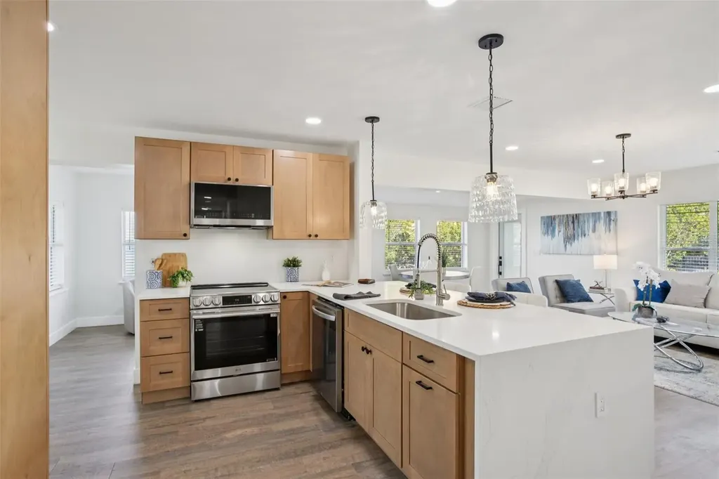 1739 Bayou Grande Boulevard NE St Petersburg FL 33703