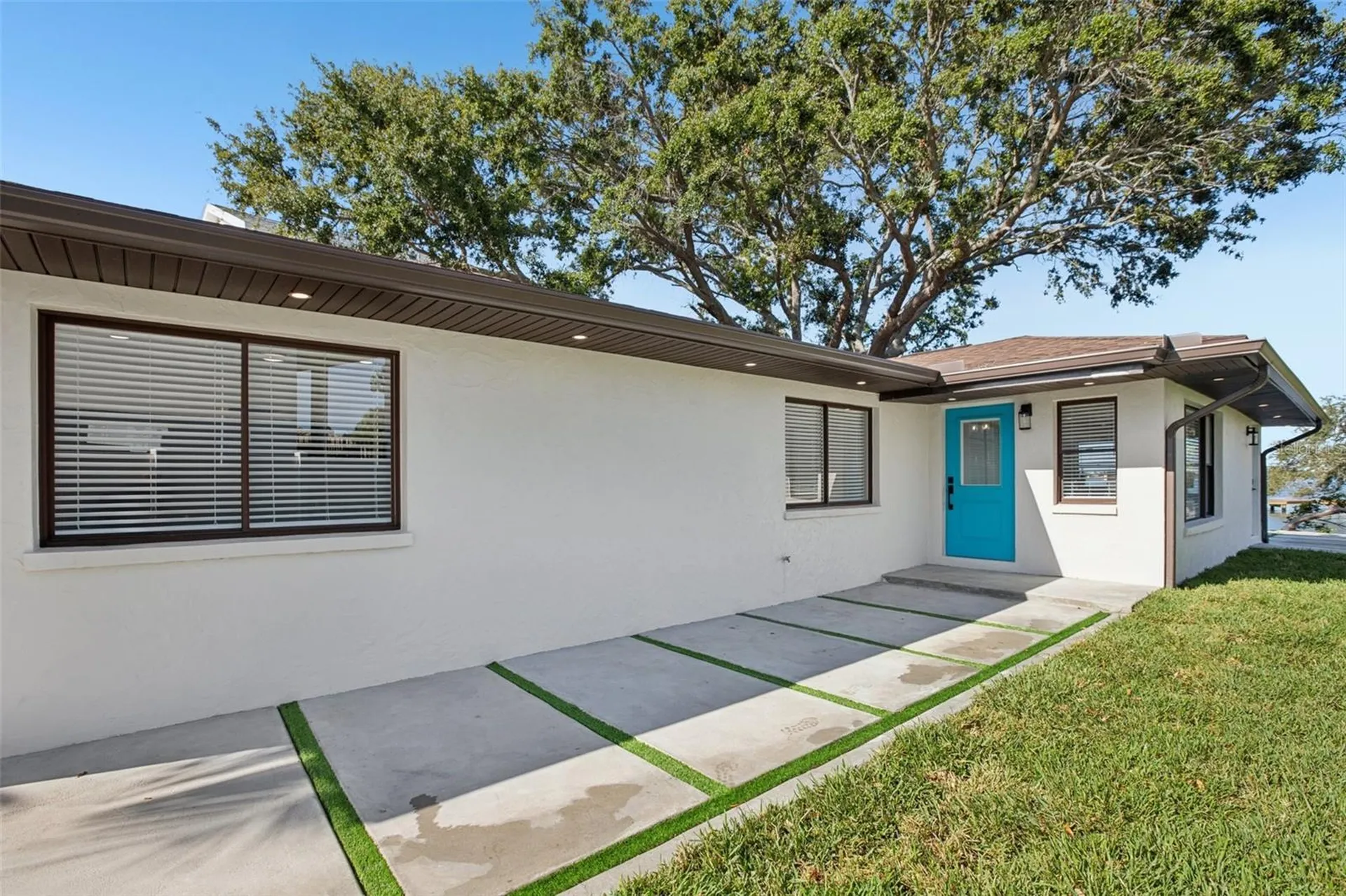1739 Bayou Grande Boulevard NE St Petersburg FL 33703