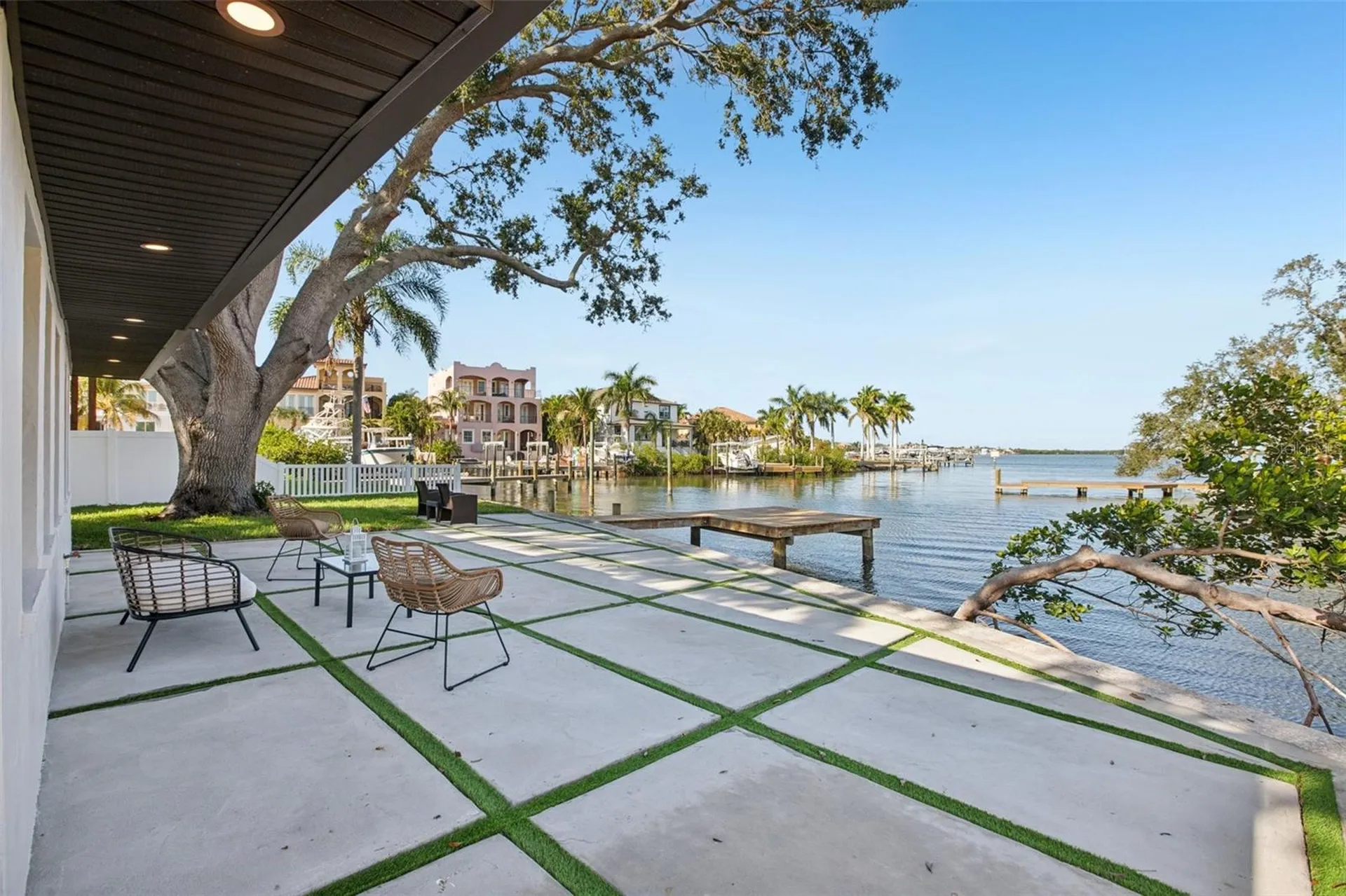 1739 Bayou Grande Boulevard NE St Petersburg FL 33703