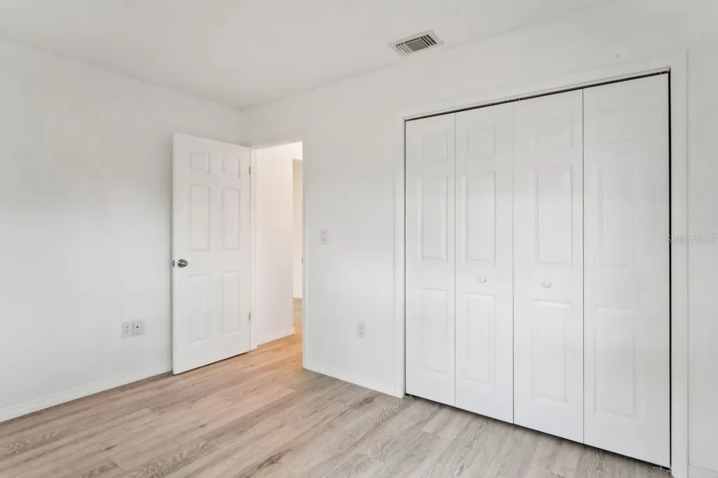 8702 Seeley Lane Hudson FL 34667