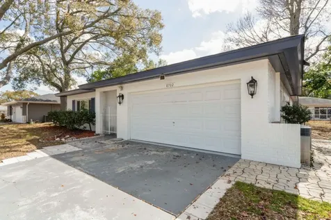 8702 Seeley Lane Hudson FL 34667