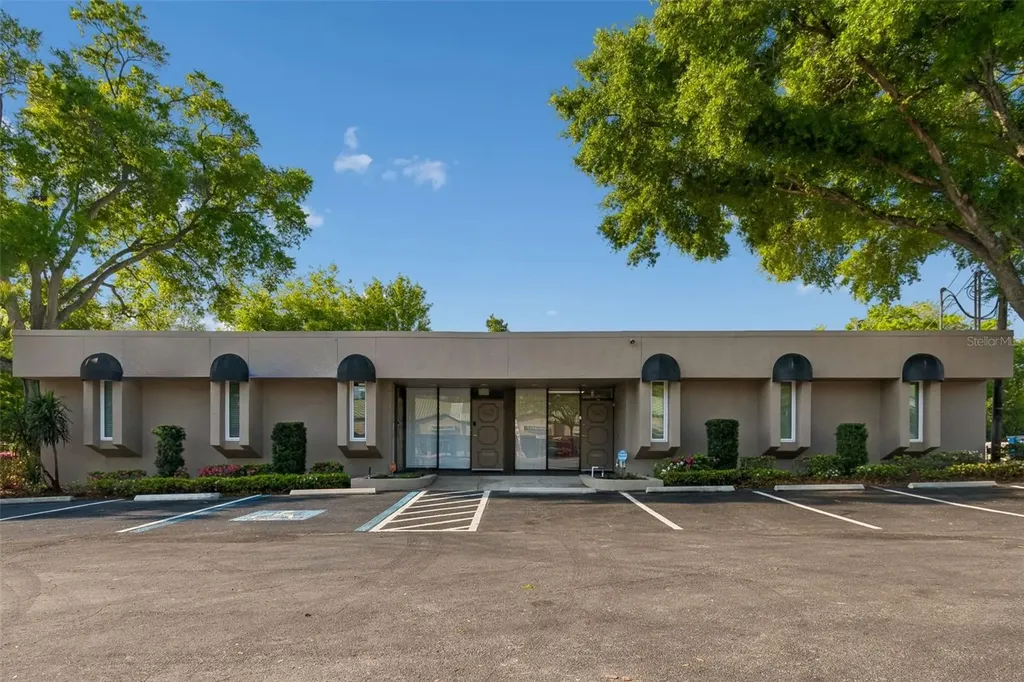 1046 W Busch Boulevard Tampa FL 33612