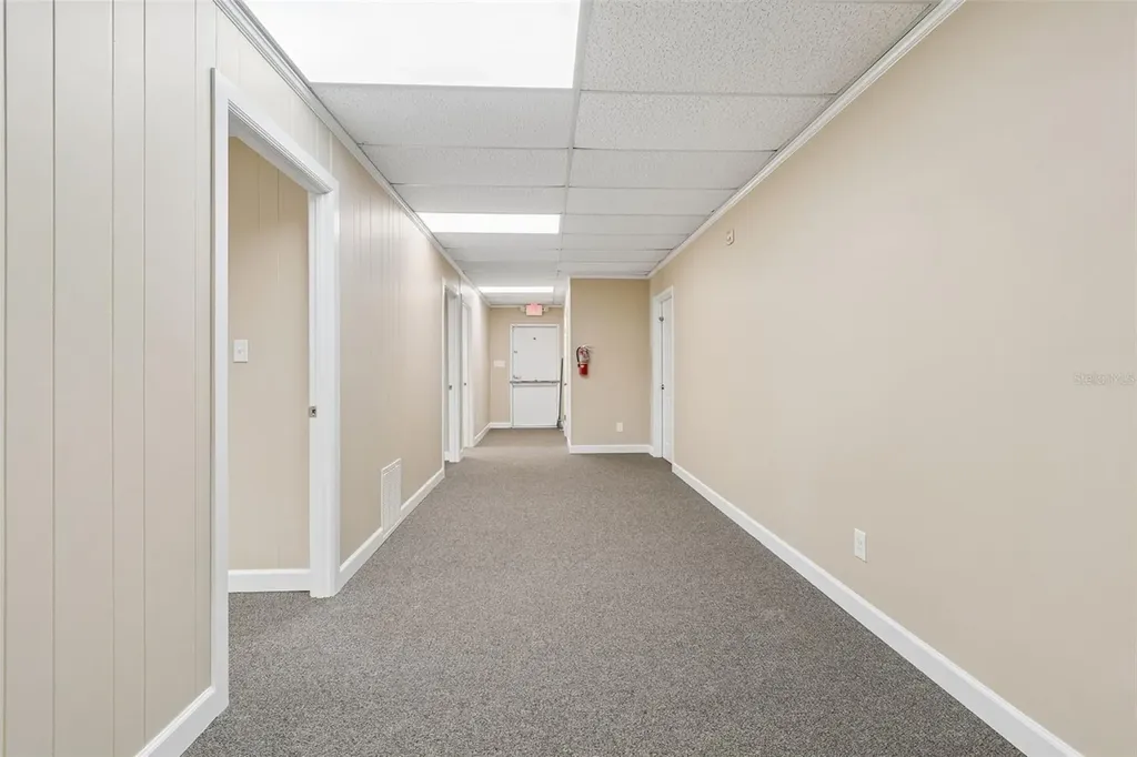 1046 W Busch Boulevard Tampa FL 33612