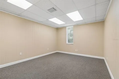 1046 W Busch Boulevard Tampa FL 33612