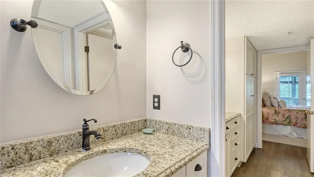 1350 Siesta Bayside Drive Sarasota FL 34242