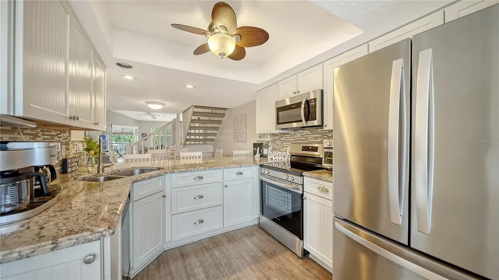 1350 Siesta Bayside Drive Sarasota FL 34242