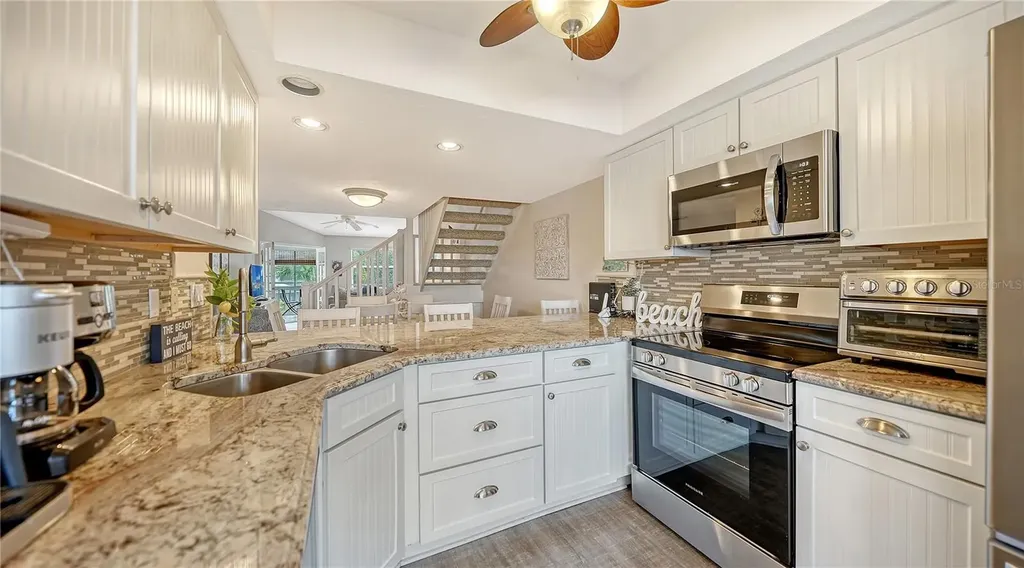 1350 Siesta Bayside Drive Sarasota FL 34242