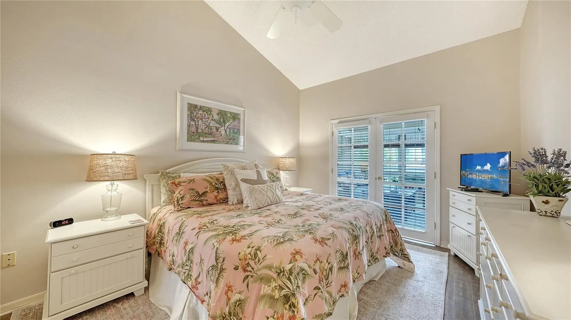 1350 Siesta Bayside Drive Sarasota FL 34242