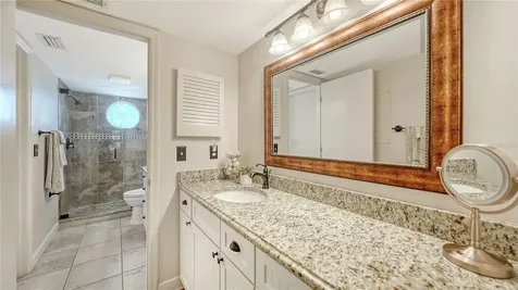 1350 Siesta Bayside Drive Sarasota FL 34242