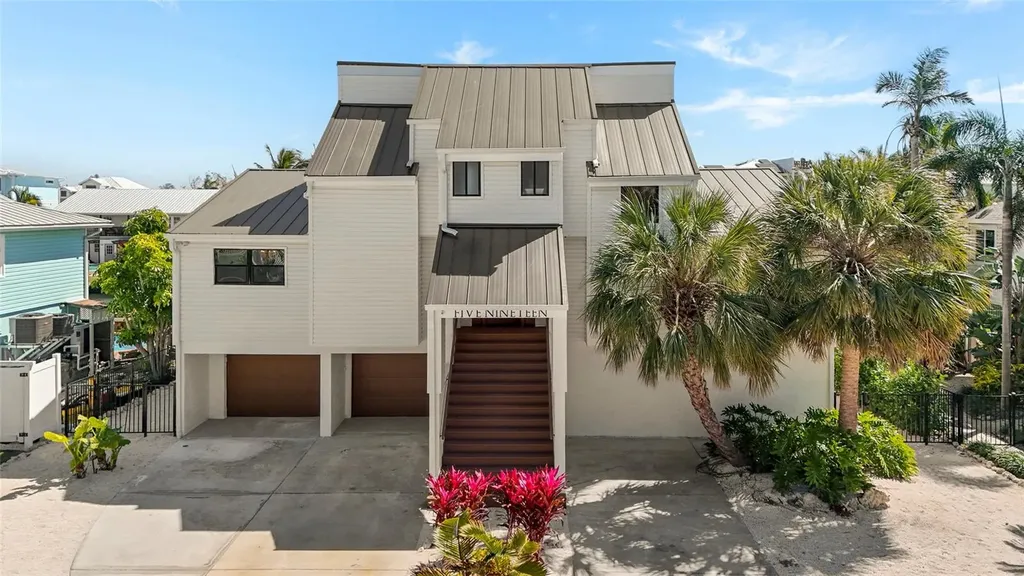 519 Loquat Drive Anna Maria FL 34216