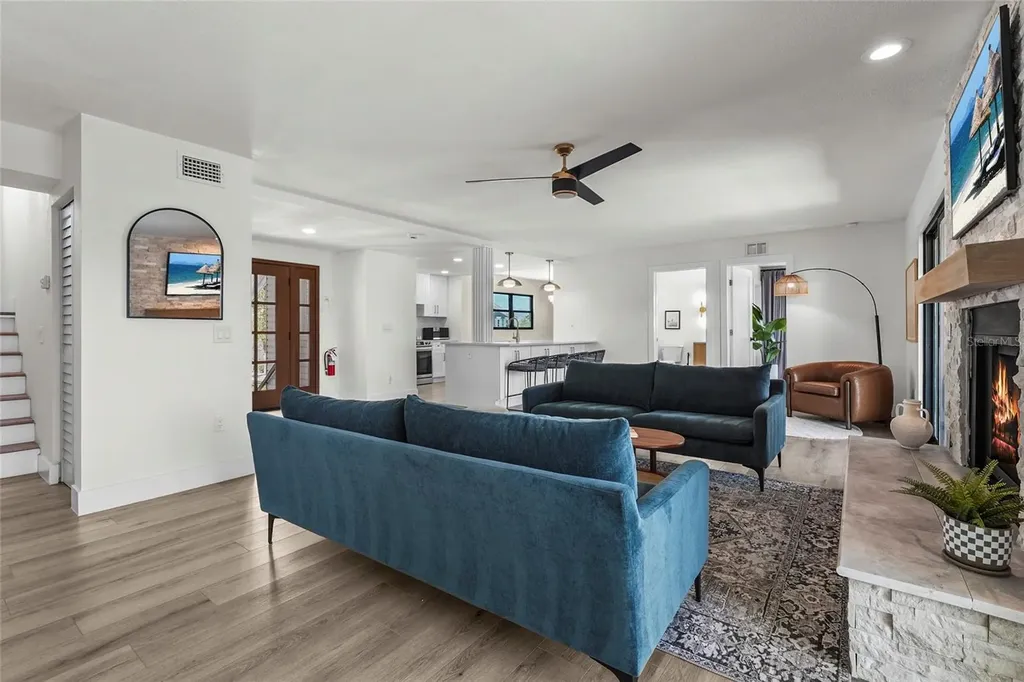 519 Loquat Drive Anna Maria FL 34216