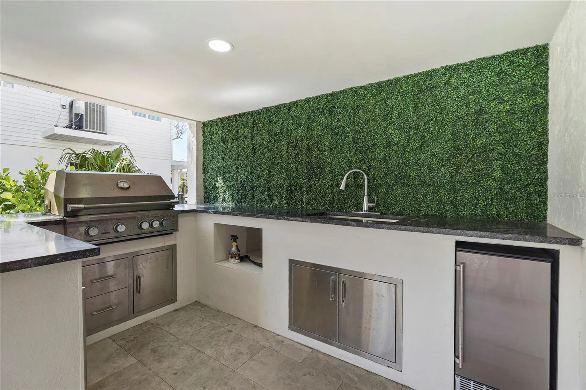 519 Loquat Drive Anna Maria FL 34216